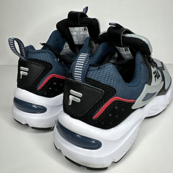 Fila Mens Recollector Athletic Shoe  Size 8